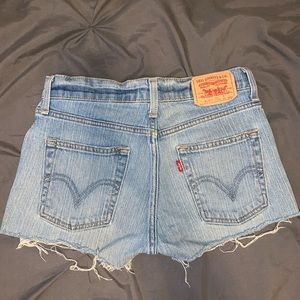 Levi shorts
